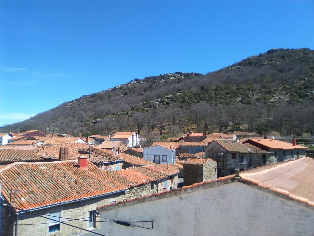 Apartamentos La Covatilla Neila de San Miguel Εξωτερικό φωτογραφία