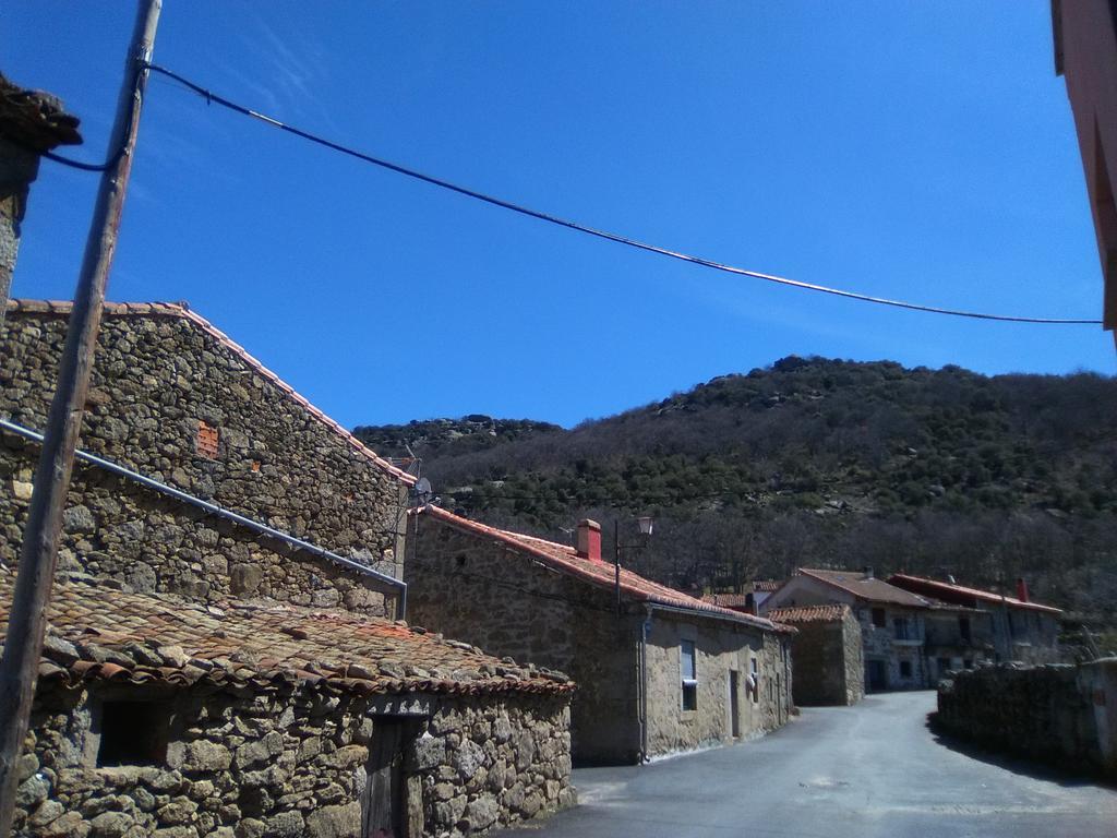 Apartamentos La Covatilla Neila de San Miguel Εξωτερικό φωτογραφία