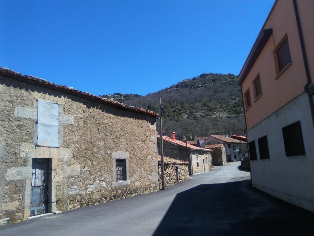 Apartamentos La Covatilla Neila de San Miguel Εξωτερικό φωτογραφία