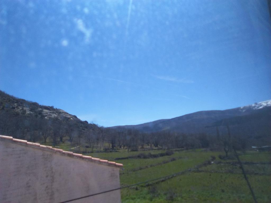 Apartamentos La Covatilla Neila de San Miguel Εξωτερικό φωτογραφία