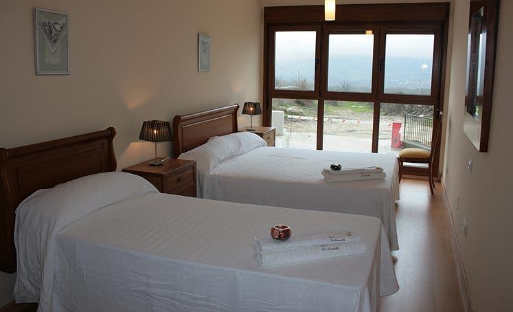 Apartamentos La Covatilla Neila de San Miguel Εξωτερικό φωτογραφία