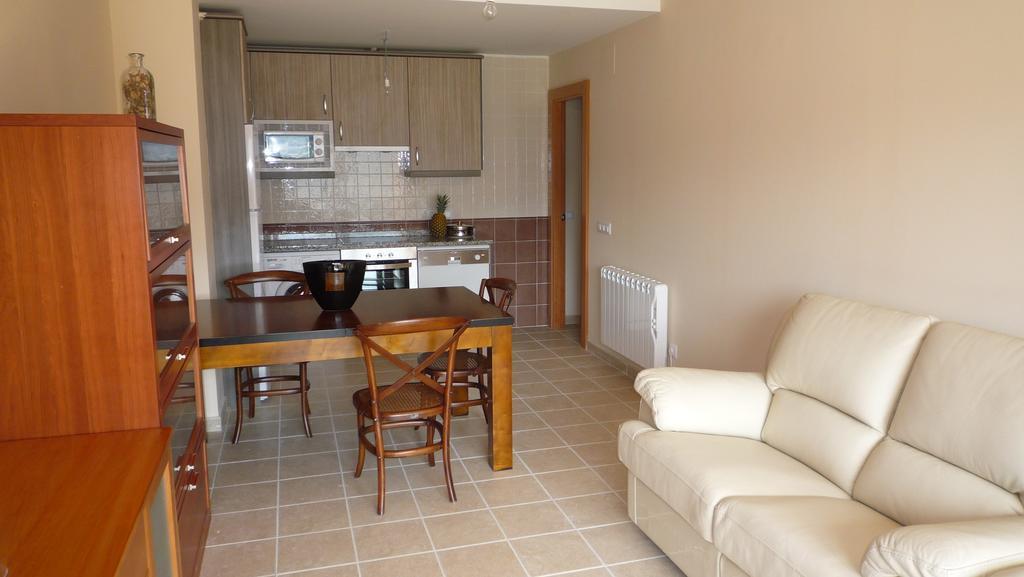 Apartamentos La Covatilla Neila de San Miguel Εξωτερικό φωτογραφία